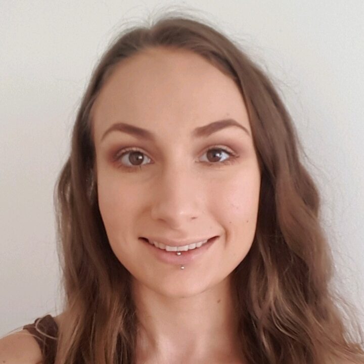 Dr Antonia Miller